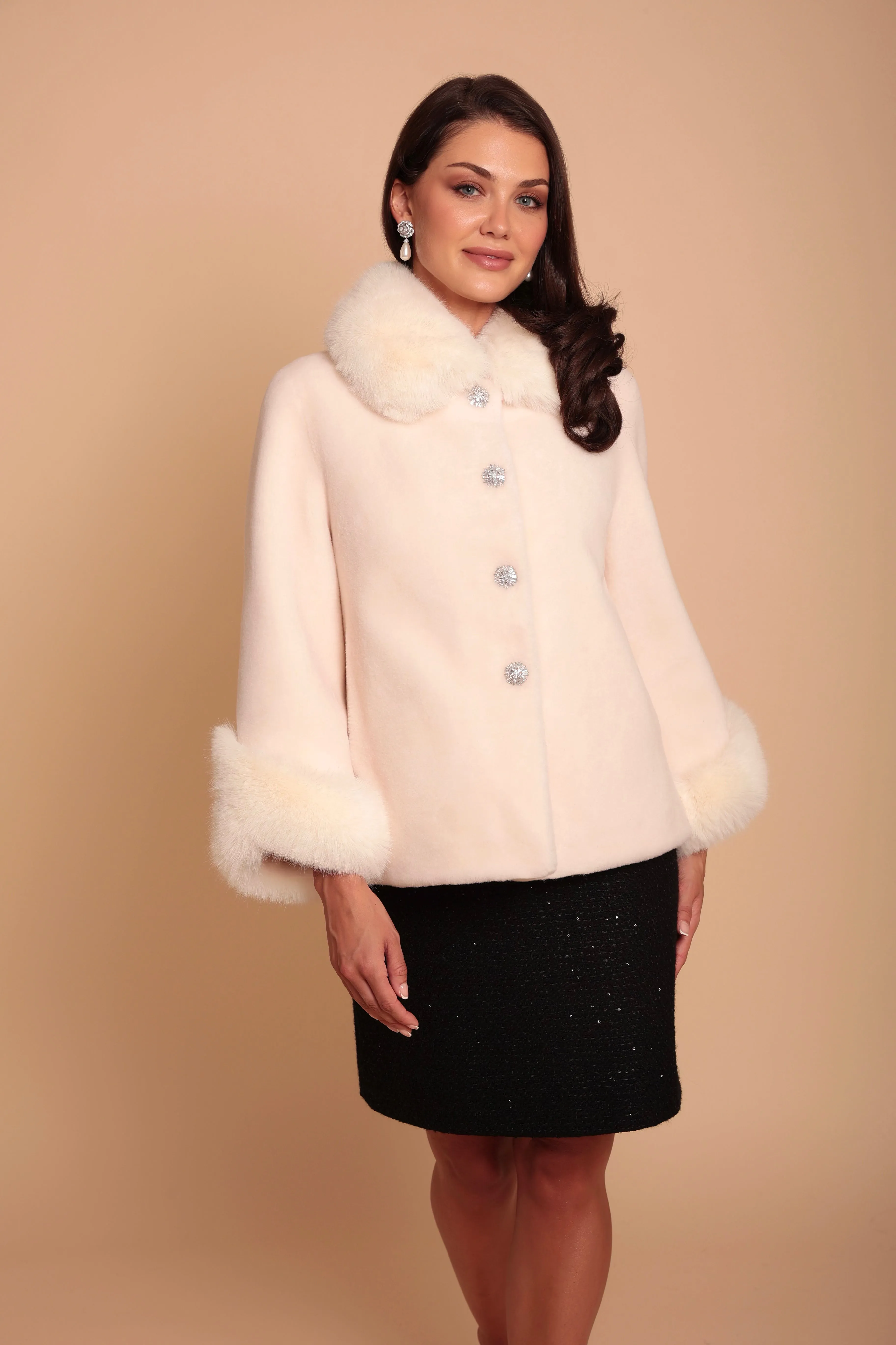 'Gene' Short Wool Coat with Faux Fur Collar in Bianco