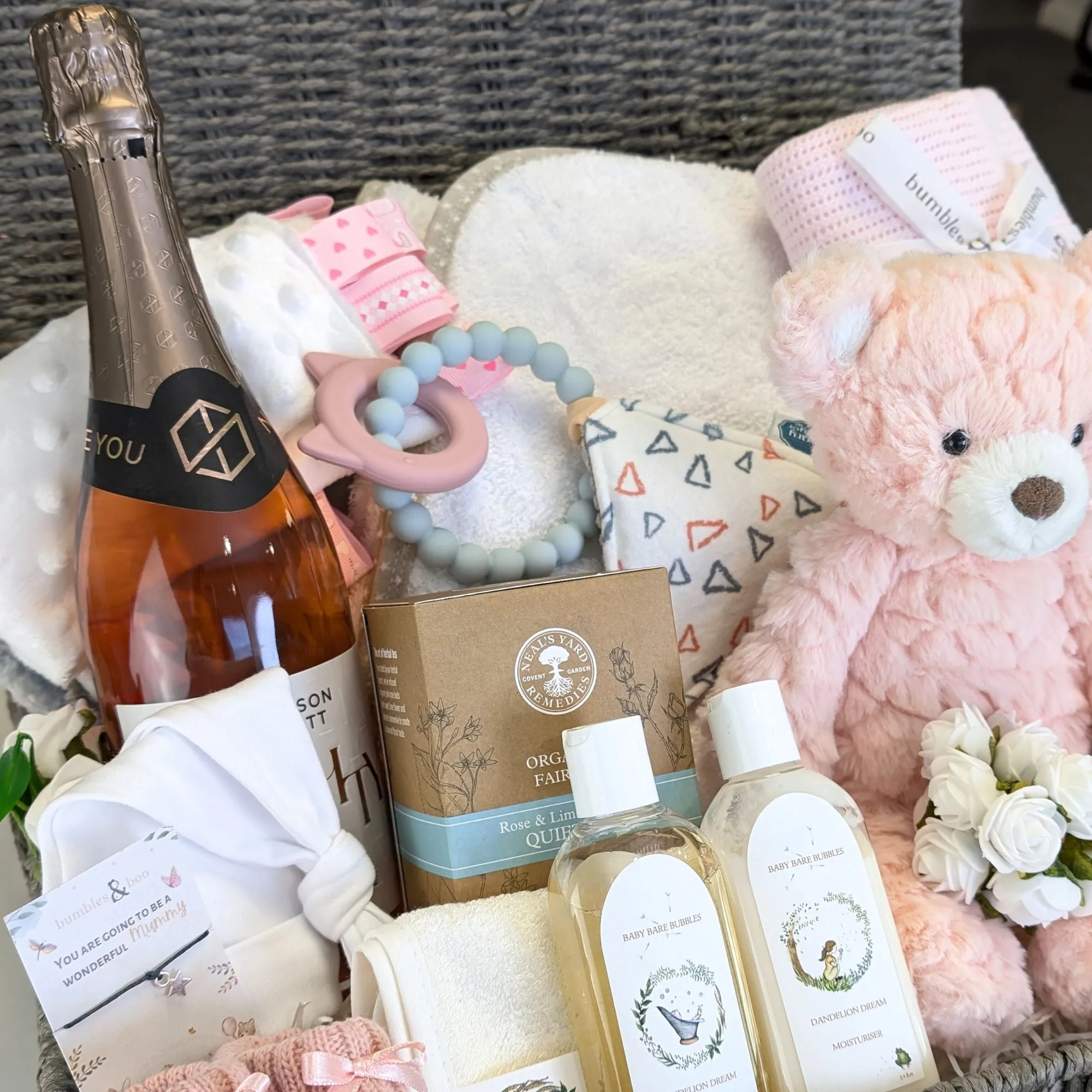 Large New Mum & Baby Gifts Hamper Marshmellow Dreams