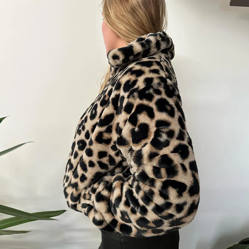 Loose Leopard Print Short Plush Coat For Women