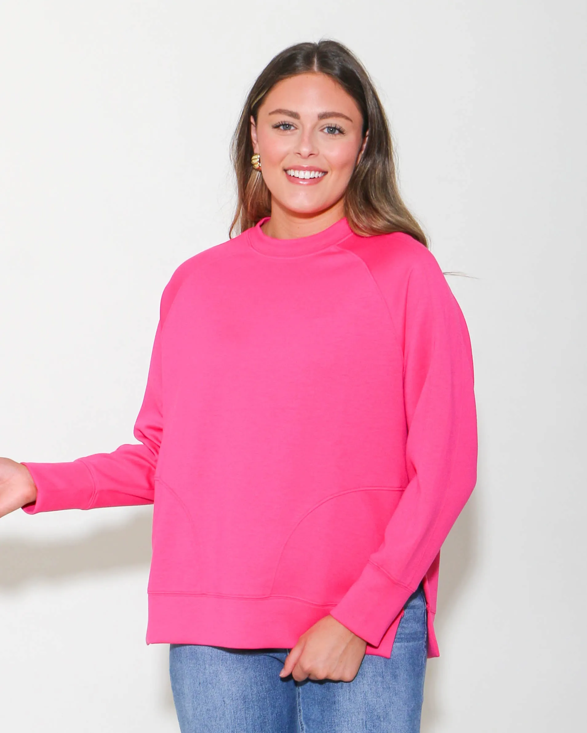 SCUBA ROUND NECK PULLOVER IN PINK