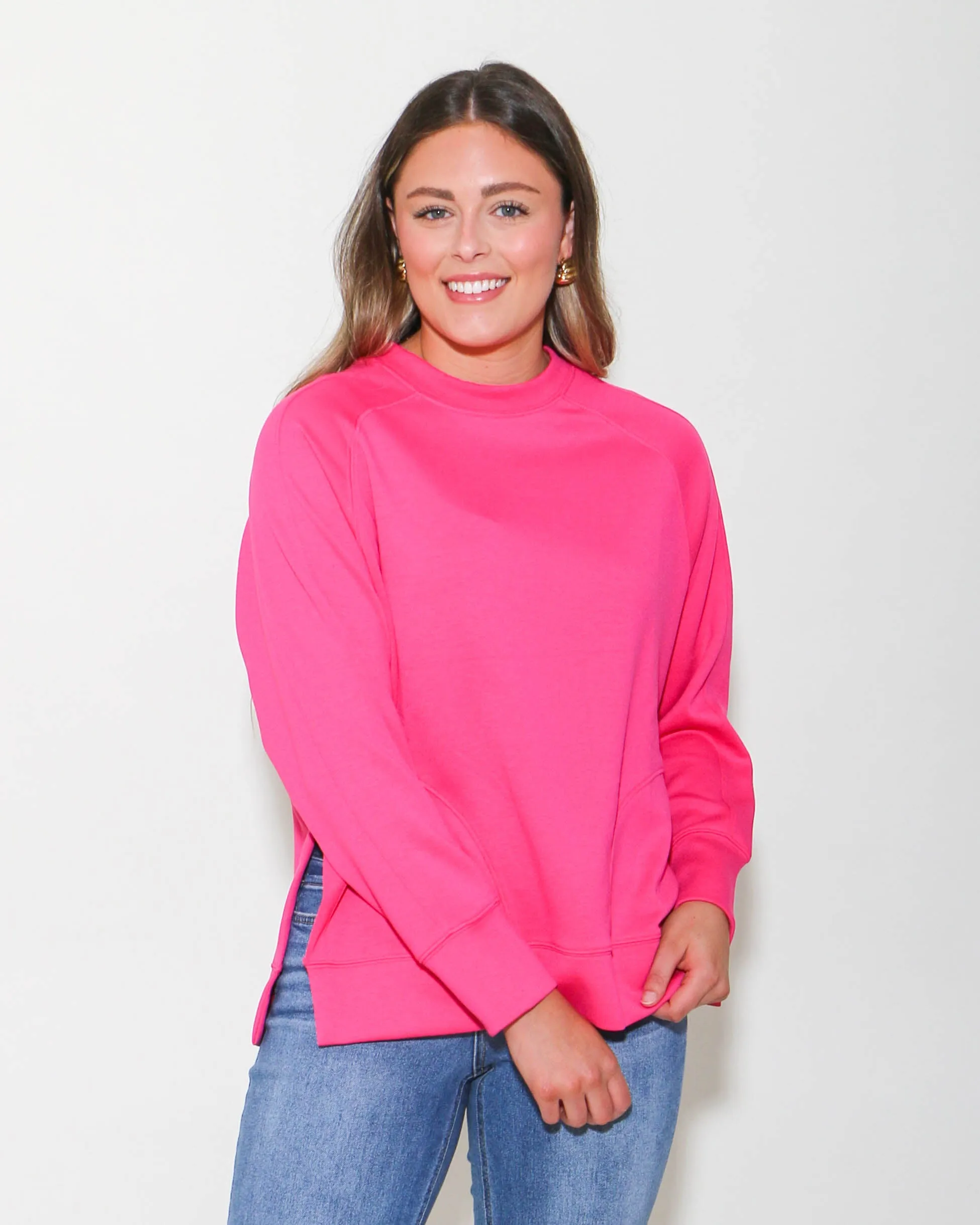 SCUBA ROUND NECK PULLOVER IN PINK