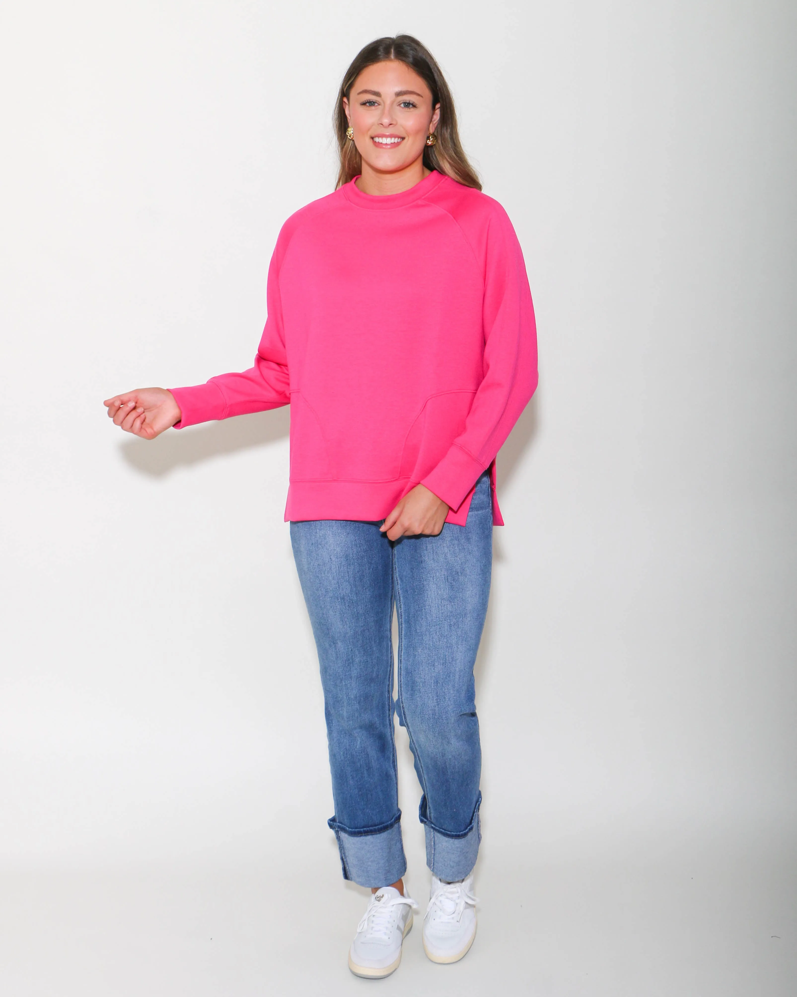 SCUBA ROUND NECK PULLOVER IN PINK