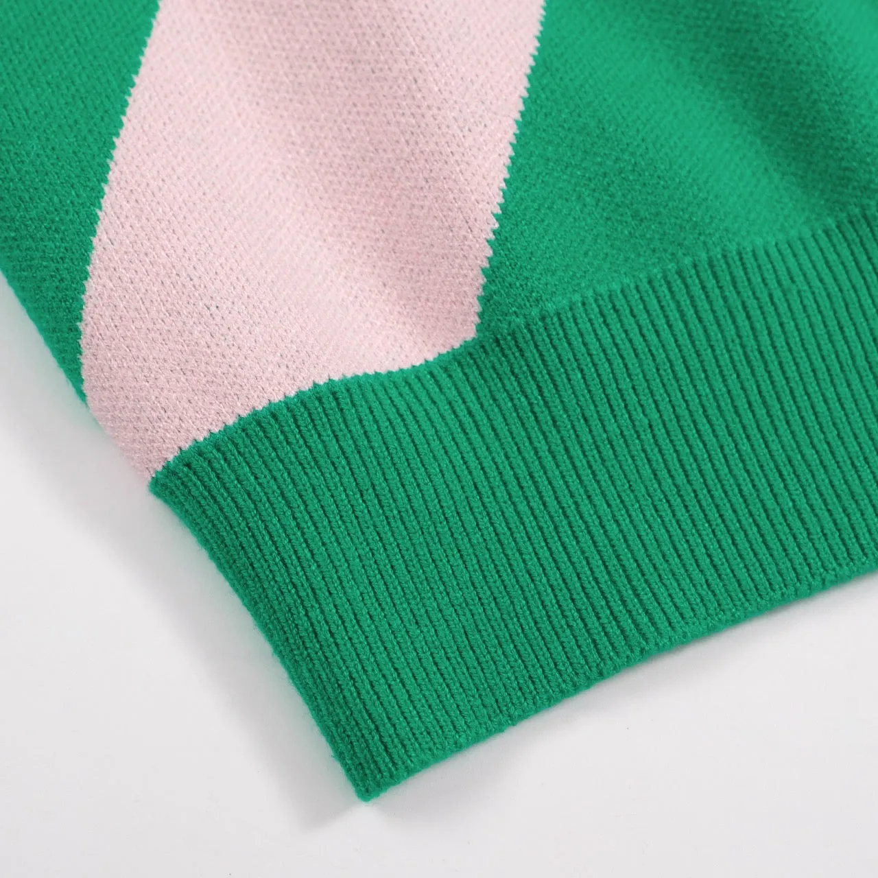 Women's vintage green striped knit T-shirt